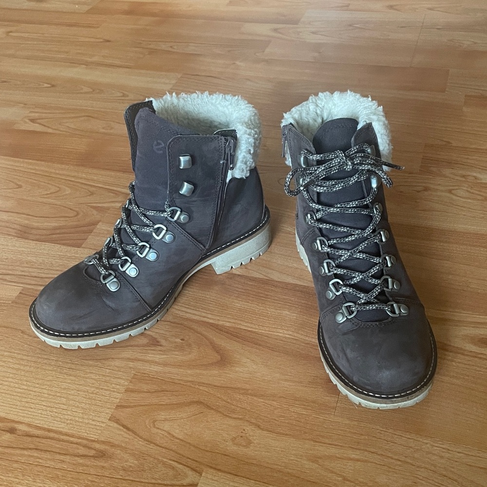 Ecco Elaina Brown Nubuck Ankle Boots
